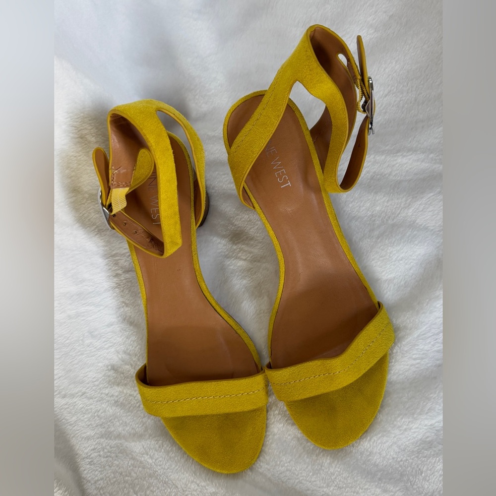 Nine West Yellow Suede Ankle Strap Block Heel Sandals - Picture 3 of 9